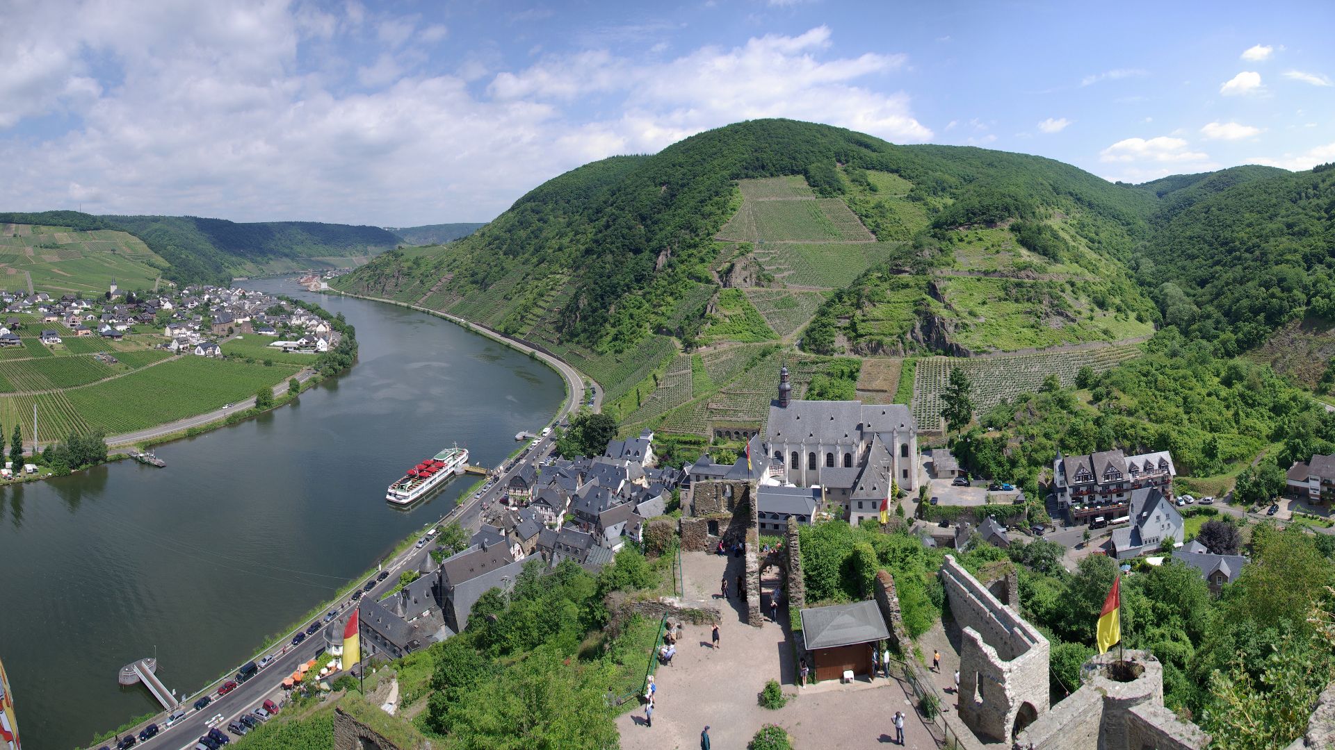 Germany, Beilstein at the river Mosel, view from the Castle Metternich