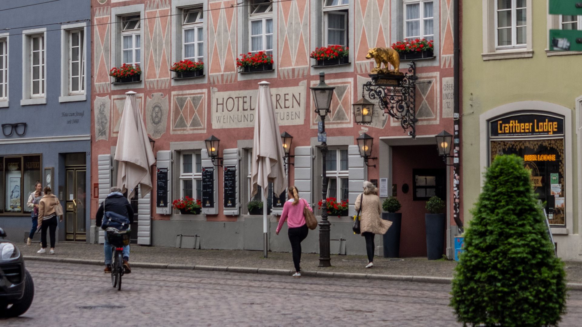 Hotel Bären / Gasthaus zum roten Bären, Oberlinden 12 in Freiburg i. Br.