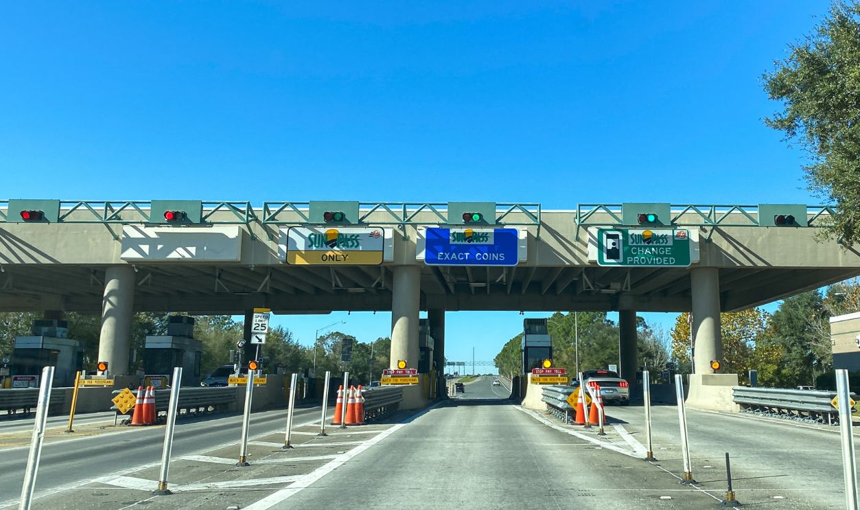 Orlando, FL/USA-1/20/20: A toll booth plaza in Orlando, Florida.