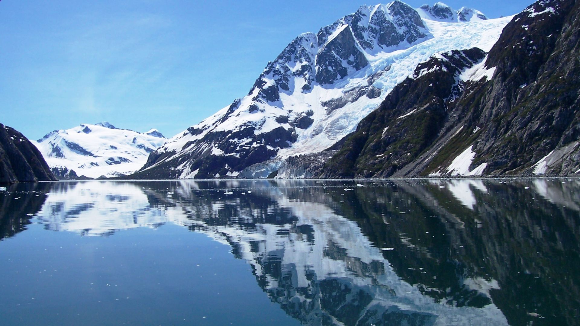 KENAI FJORDS NATIONAL PARK, ALASKA -- NORTHWEST GLACIER