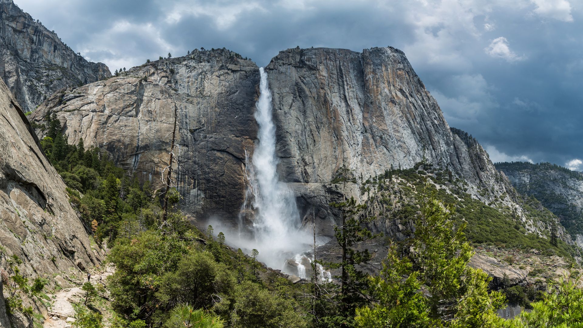 Upper Yosemite Falls as viewed from the trail leading to the top of the falls.