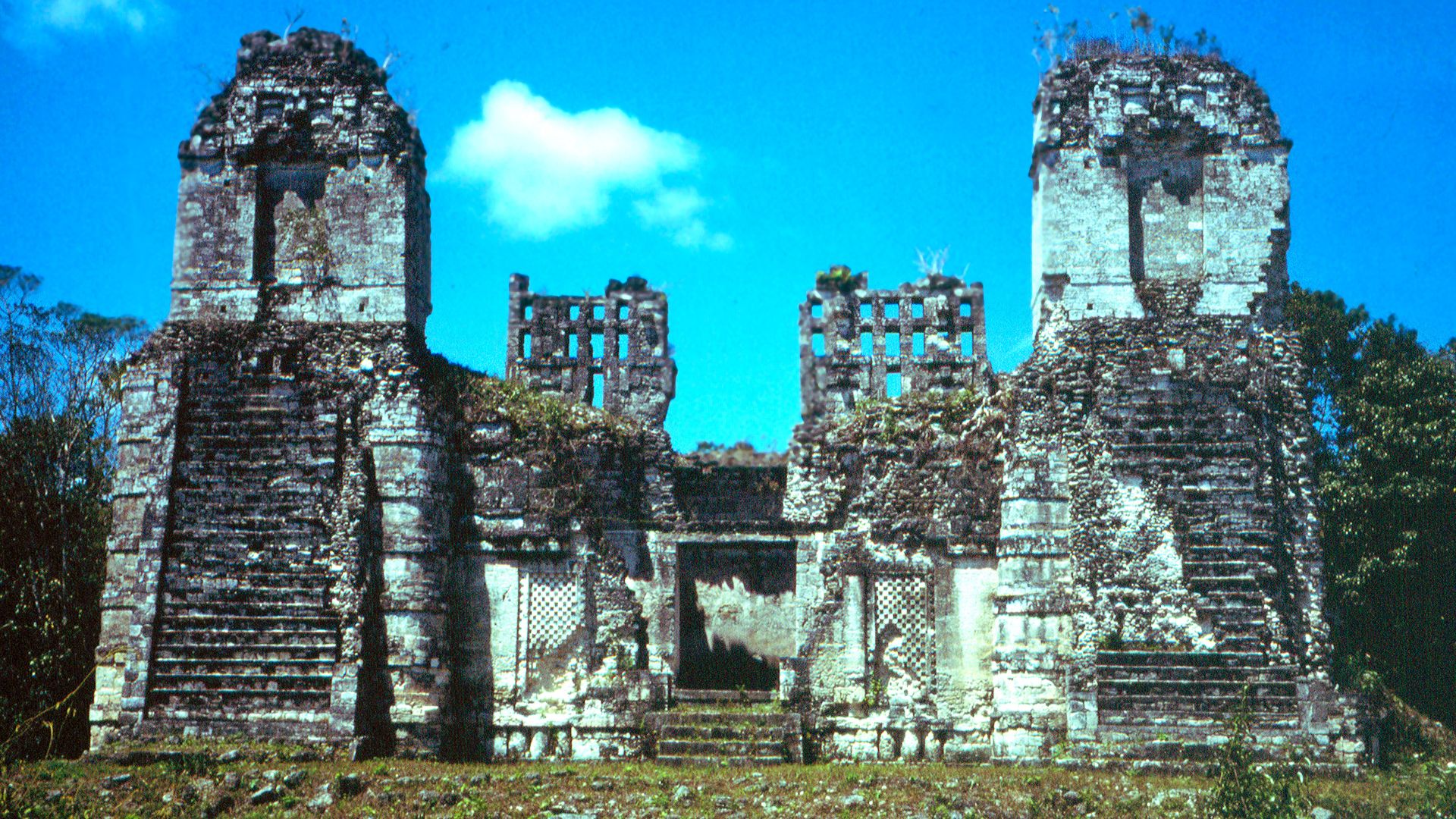 Rio Bec, Campeche, Mexico: Main building of Group B.