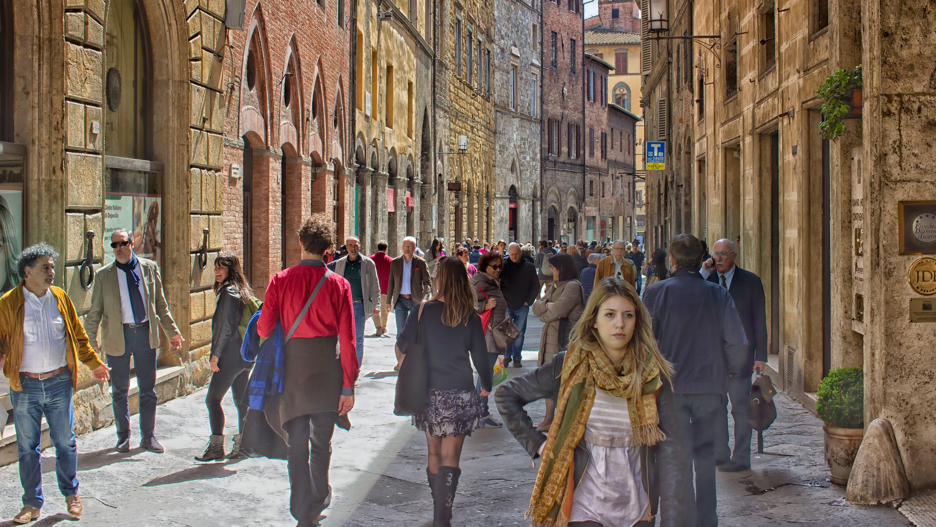 Siena (in English sometimes spelled Sienna) is a city in Tuscany, Italy. It is the capital of the province of Siena.
The historic centre of Siena has been declared by UNESCO a World Heritage Site. It is one of the nation's most visited tourist attractions