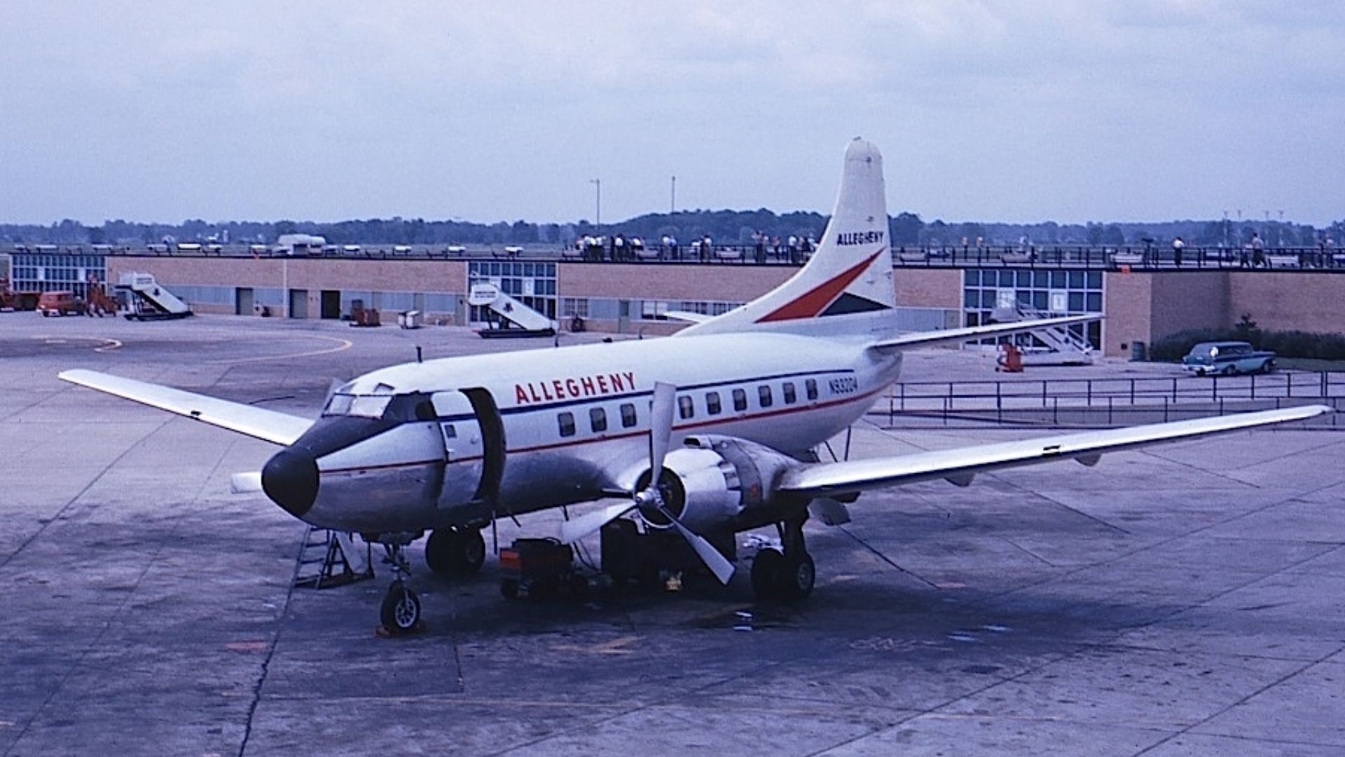 File:Martin 202A, Allegheny Airlines JP5958135.jpg