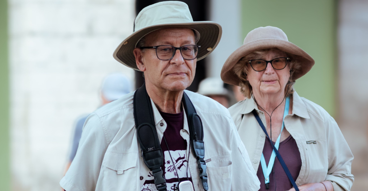 tourist-couple-crossing-a-street