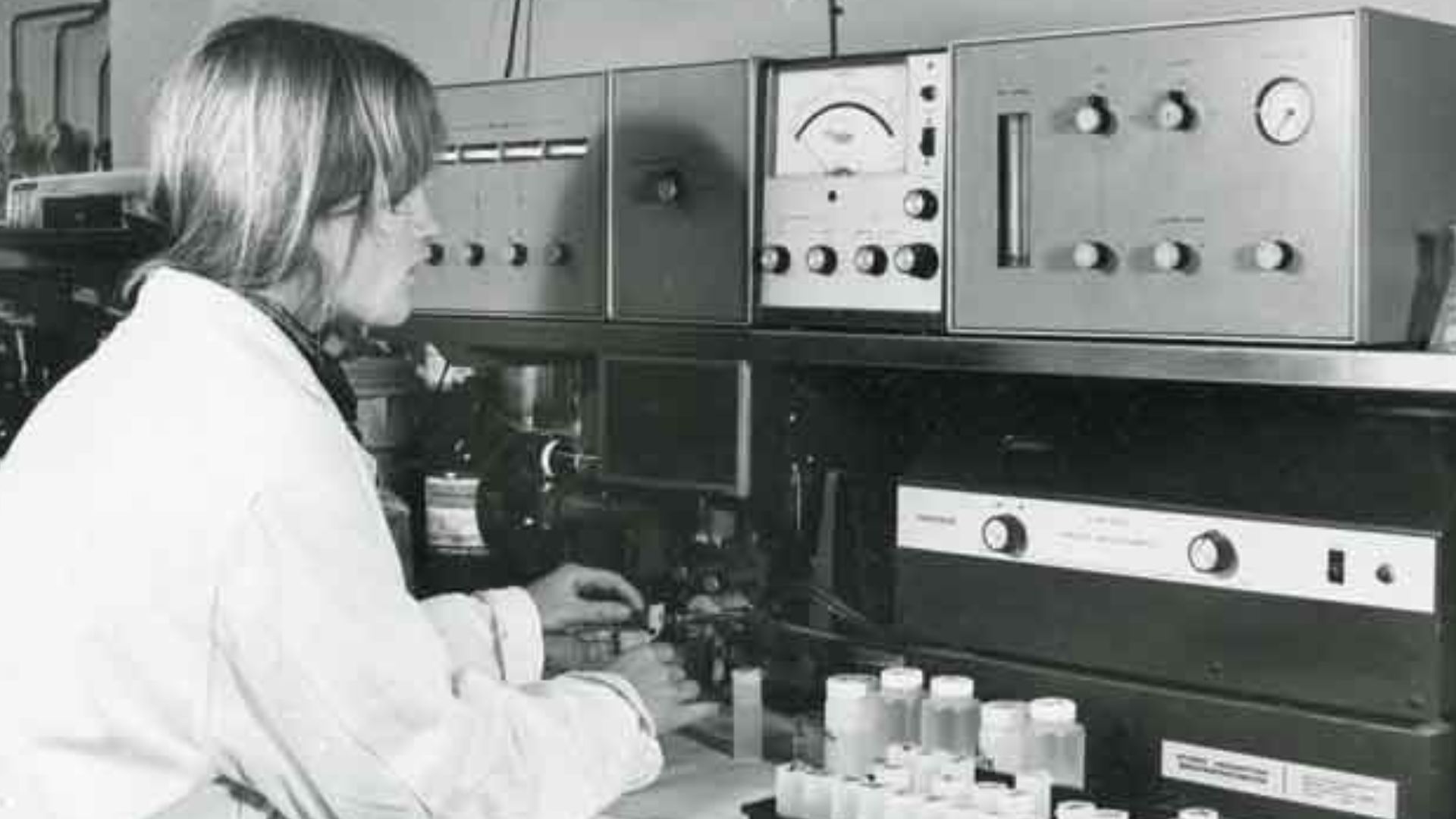 An archaeological scientist working in the human environment department of the UCL Institute of Archaeology in the 1970s.