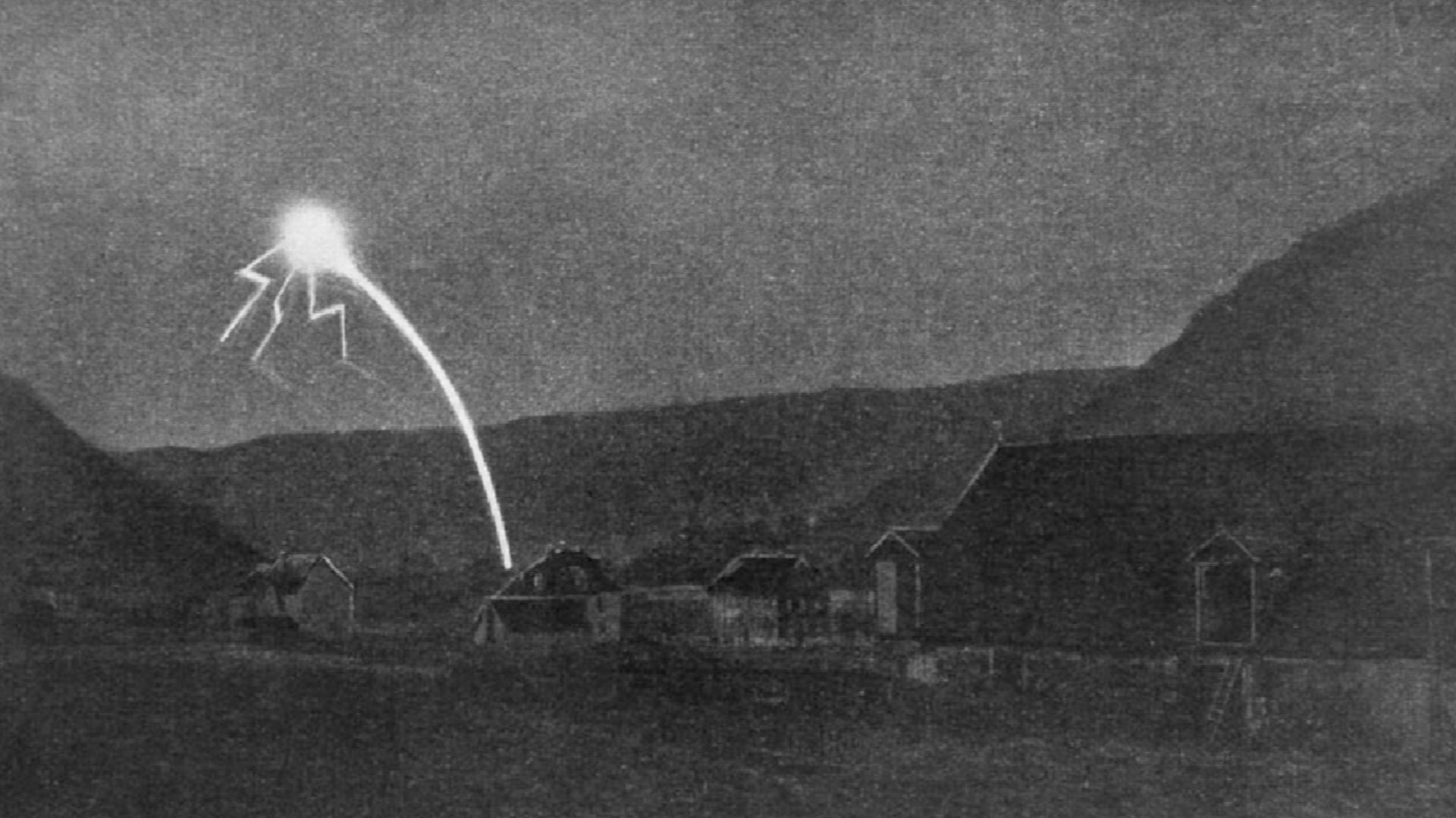 Eyewitness illustration by Friedrich Konzelmann, a foreman in an Ebingen factory, depicting luminous phenomena observed around 10 pm during the magnitude ~6 earthquake of 16 November 1911 on the Schwäbische Alb. Konzelmann described a bright flash from th
