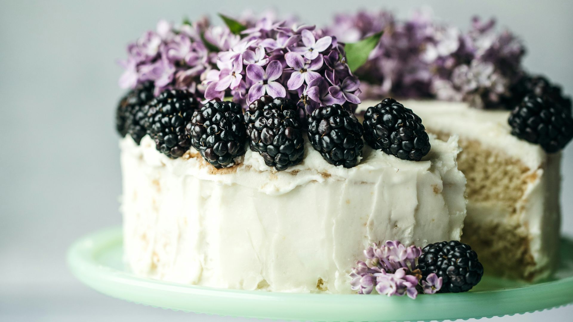 round white icing covered cake