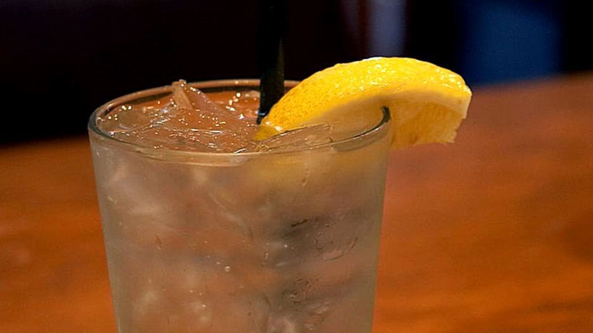Image title: Ice water with lemon
Image from Public domain images website, http://www.public-domain-image.com/full-image/food-and-drink-public-domain-images-pictures/cocktail-public-domain-images-pictures/ice-water-with-lemon.jpg.html