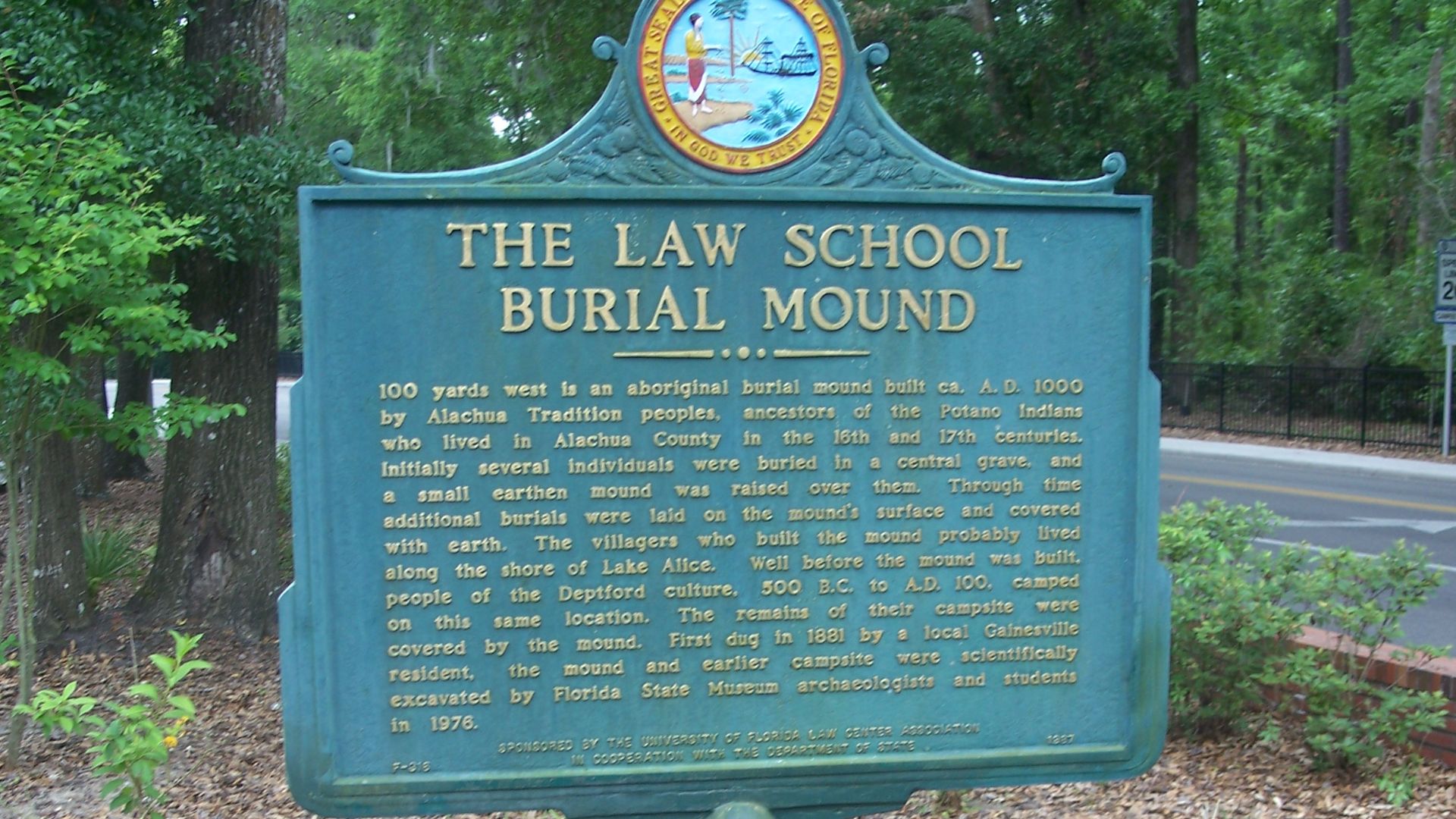 Gainesville, Florida: University of Florida: Law School burial mound plaque