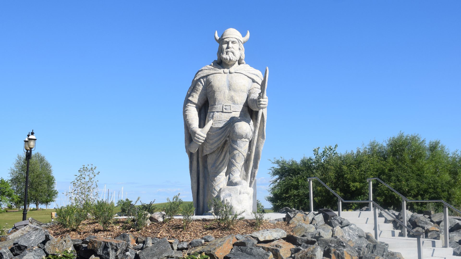 The Gimli viking statue was originally erected in 1967 by the Gimli Chamber of Commerce and unveiled then by Iceland's president. The site was then re-landscaped in 2017, Canada's 150th year.