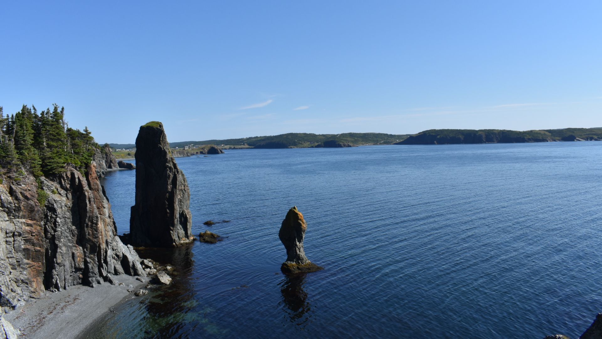 Sea stacks off of the Skerwink Trail