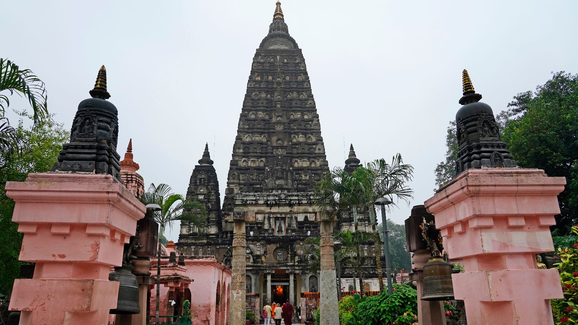 Mahabodhi temple at Bodhgaya in Bihar. The Mahabodhi Temple (literally: