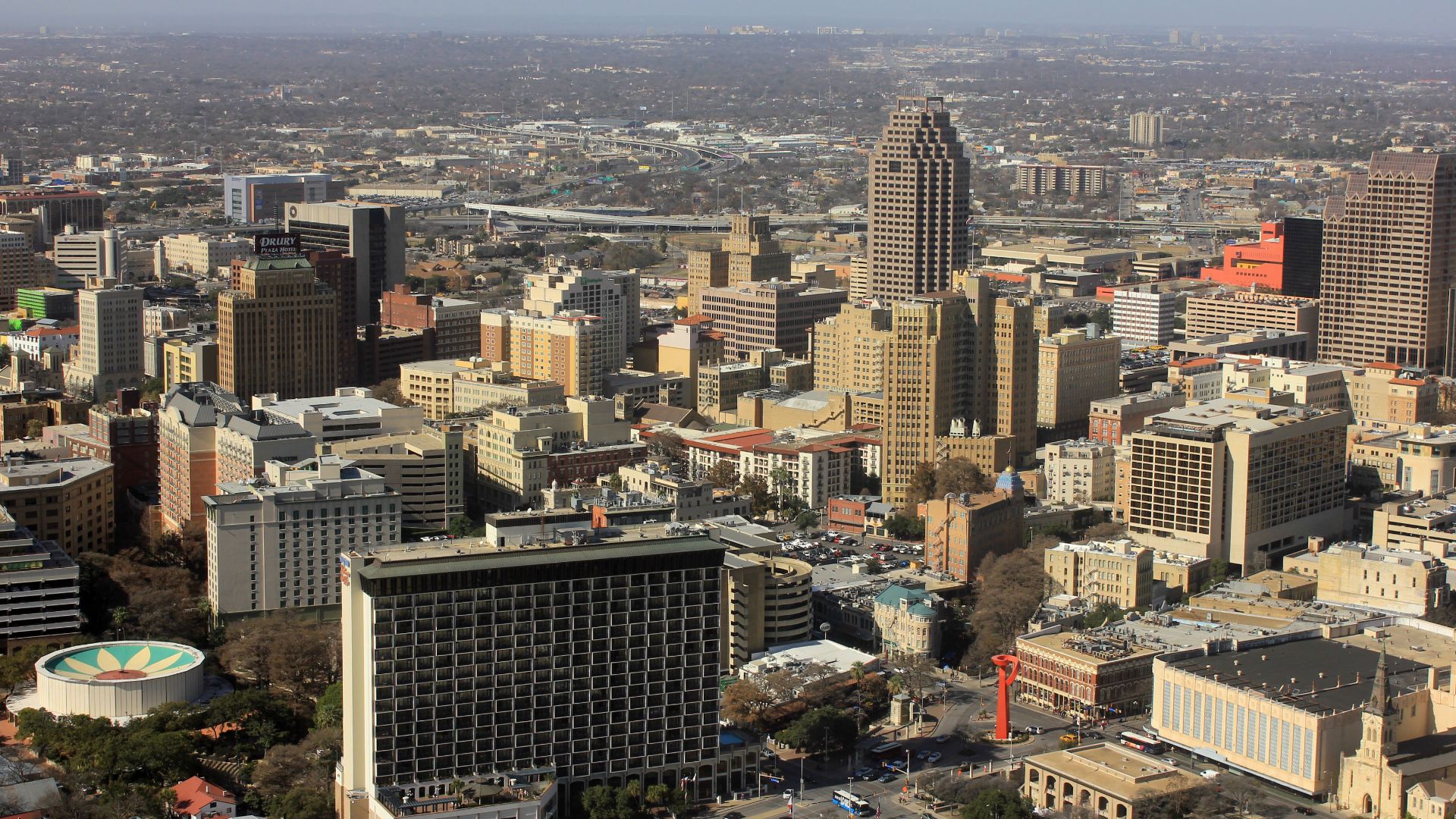 Pictures of the second most populus city in Texas with the riverwalk and many historical buildings
Some skyscrapers of San Antonio