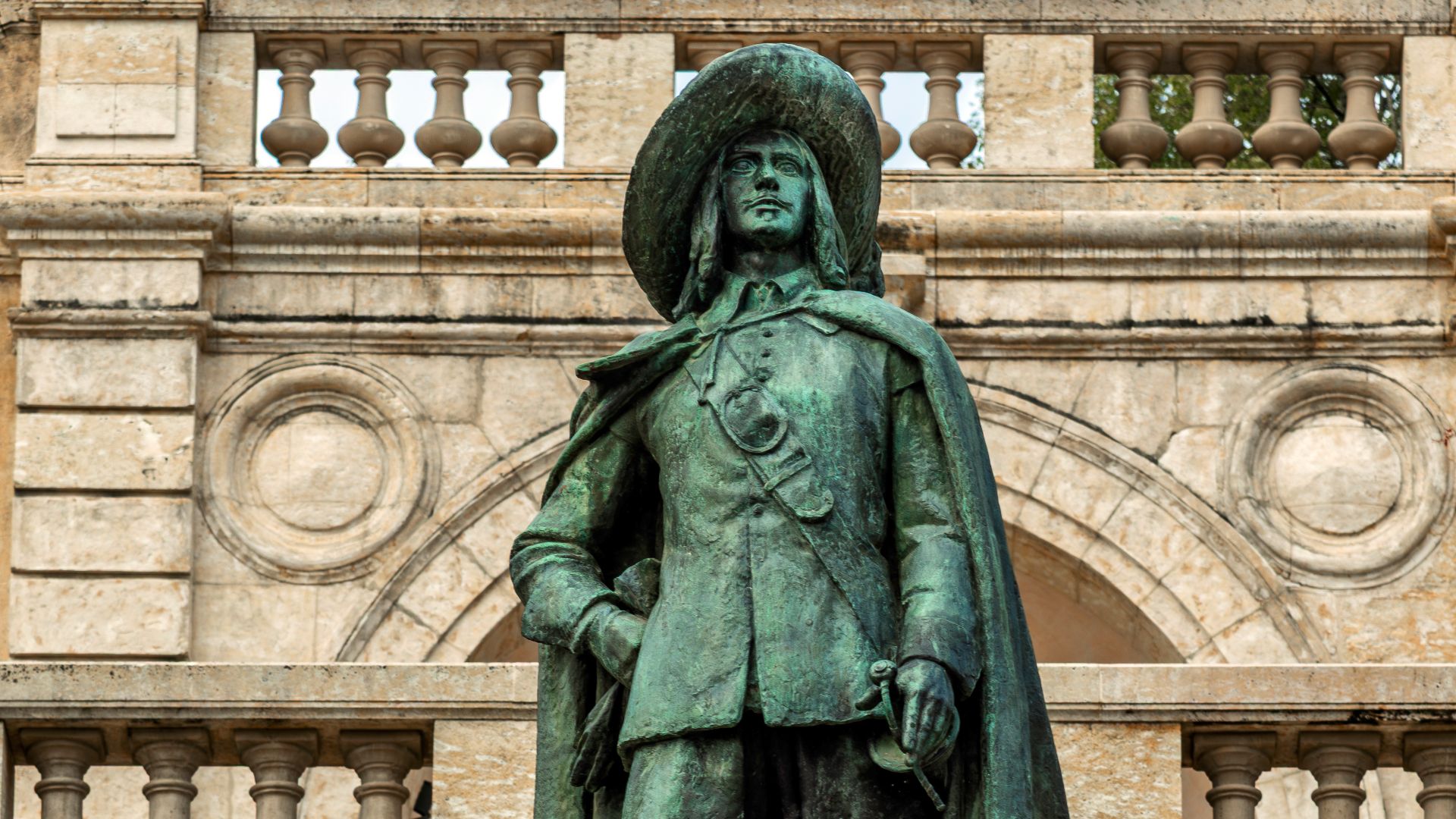 Statue of D'Artagnan by Firmin Michelet in 1931 - Auch