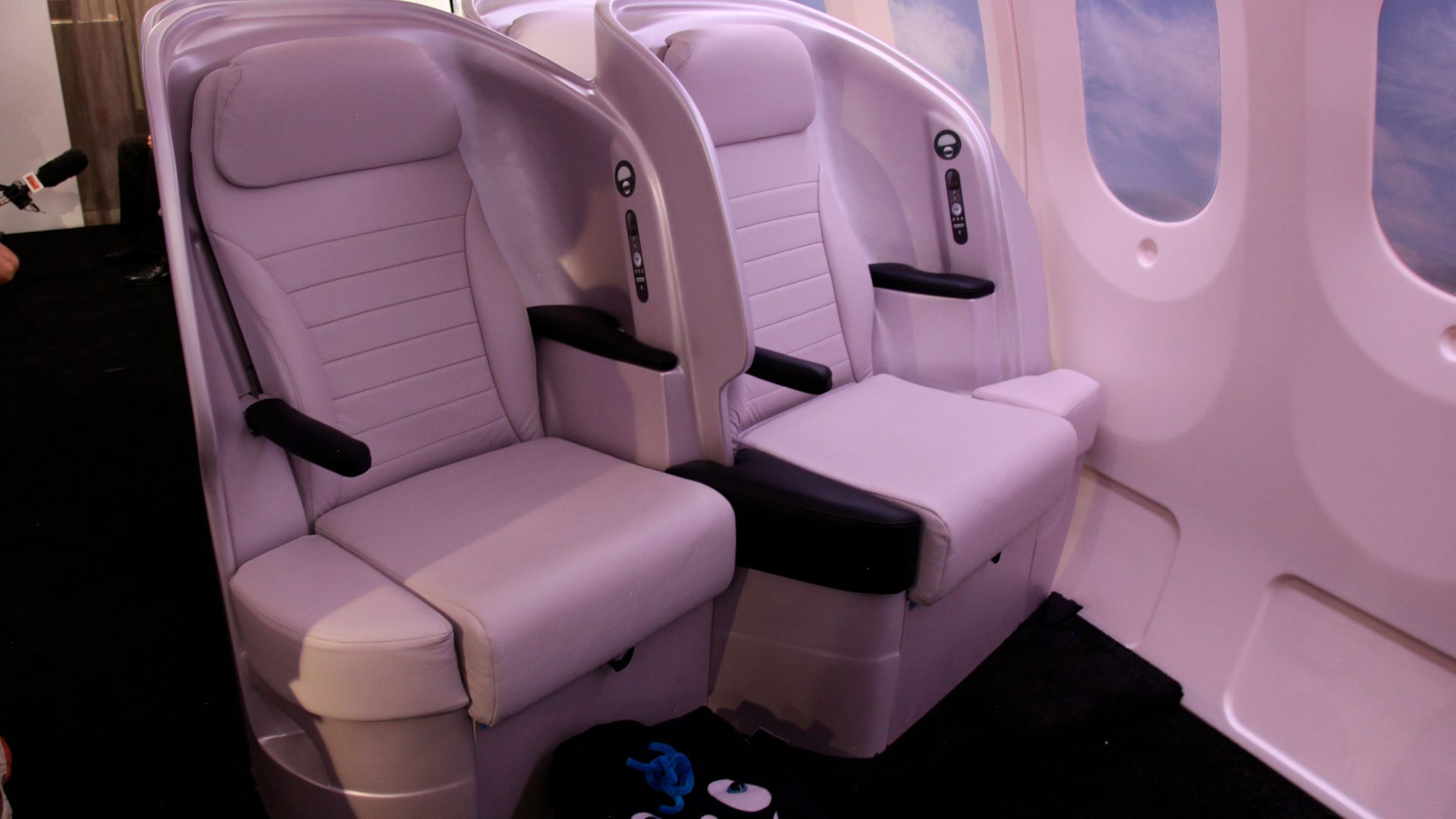 File:Air New Zealand Premium Economy Spaceseat debut.jpg