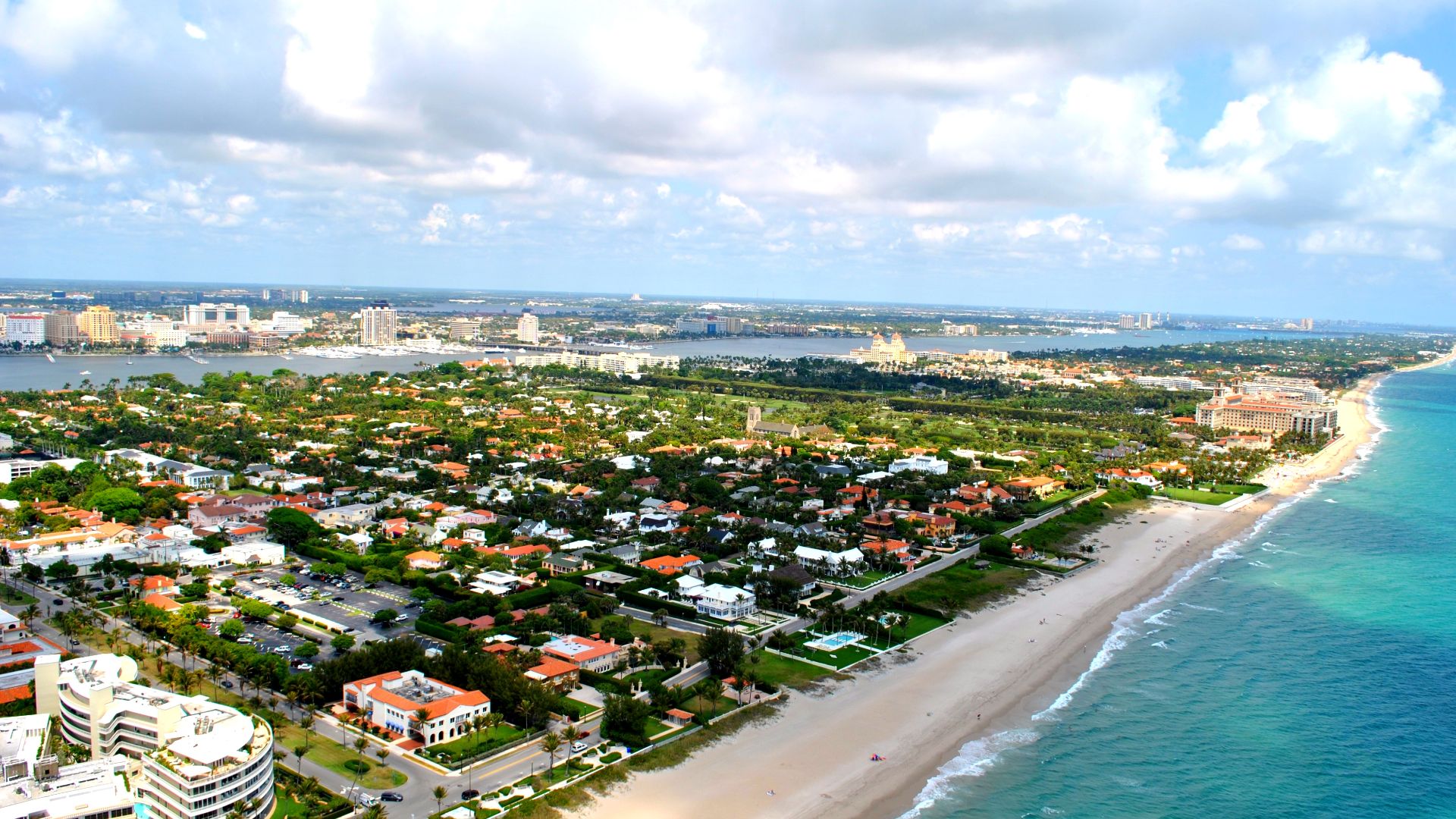 Aerial photograph of the Town of Palm Beach