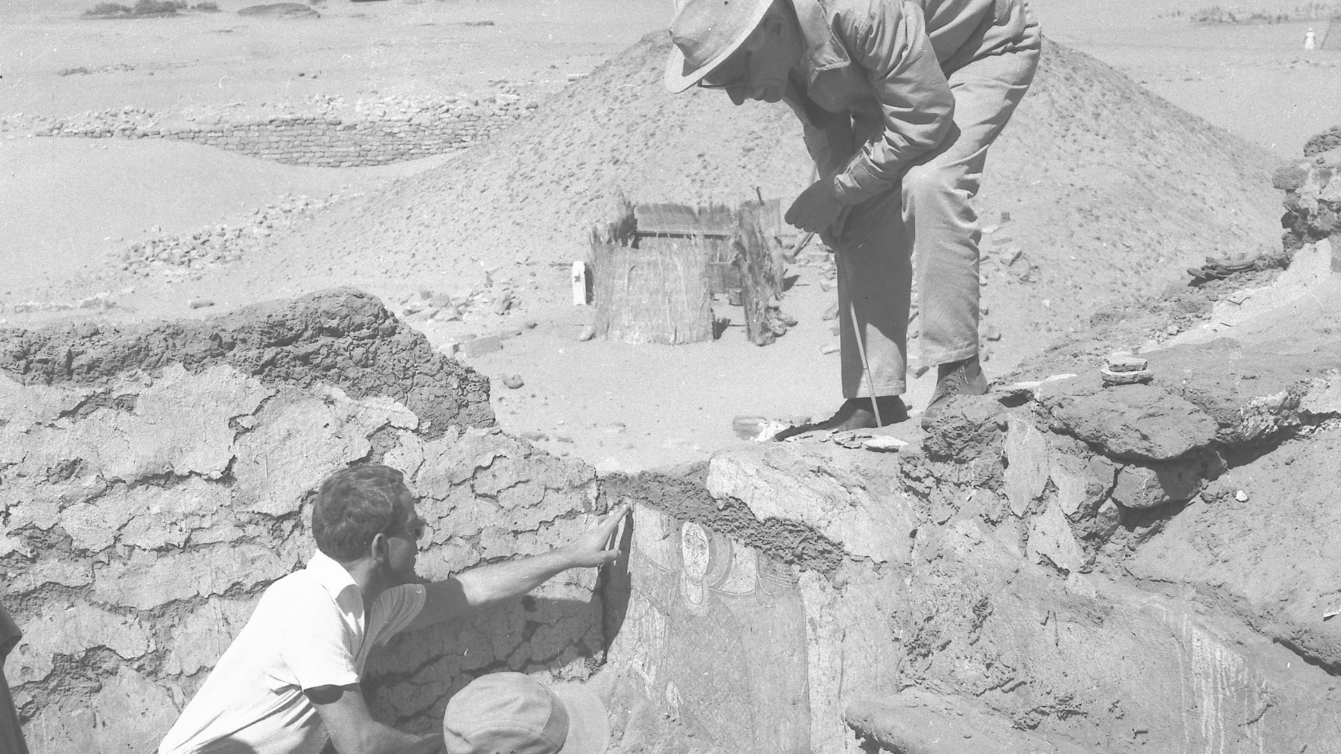 Excavations at Faras. In the photo, among others prof. Kazimierz Michałowski