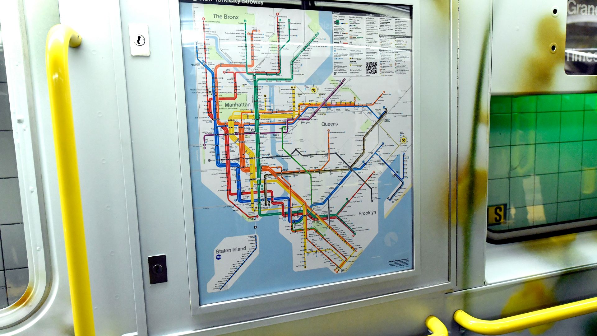 MTA Chair & CEO Janno Lieber, NYCT President Demetrius Crichlow, and Chief Customer Officer Shanifah Rieara unveil a major redesign to the New York City Subway Map at Times Sq-42 St on Wednesday, Apr 2, 2025.
42 St Shuttle.

(Marc A. Hermann / MTA)