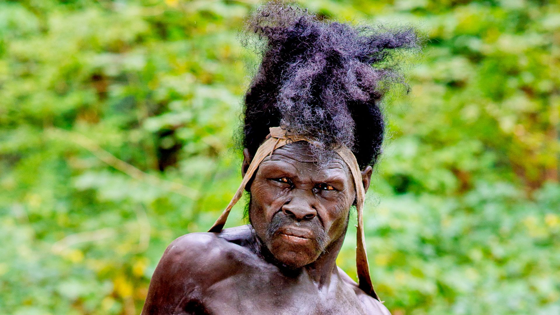 Lebend-Rekonstruktion im Neanderthal-Museum (Erkrath, Mettmann) des Homo sapiens sapiens vom Fundort Jebel Irhoud Marokko, mit rund 300.000 Jahren ältester Homo sapiens-Fund