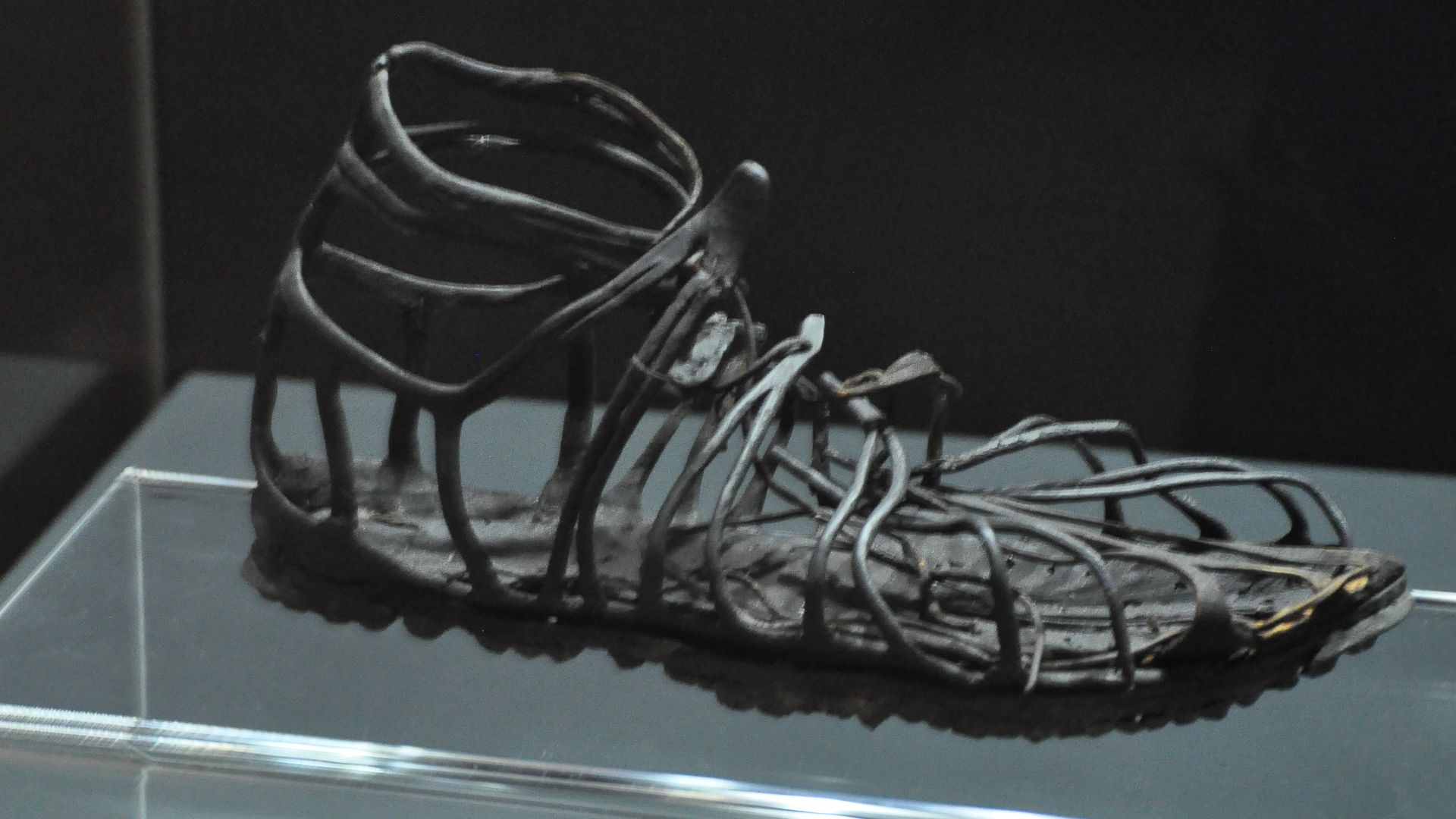 Ancient Roman warrior sandals, of a type worn during the time of Ceasar and Cleopatra. The sombre thought of war notwithstanding, this sandal brought a smile into the faces of my son and I as we remembered Aesterix comics where Obelix thrashes the Roman s