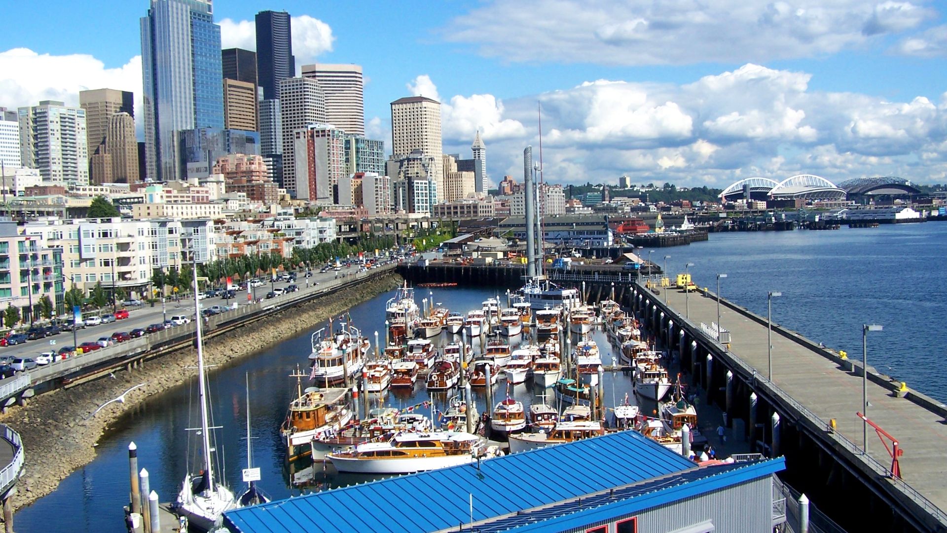Bell Street Marina and Downtown Seattle, in the background you can see Qwest Field