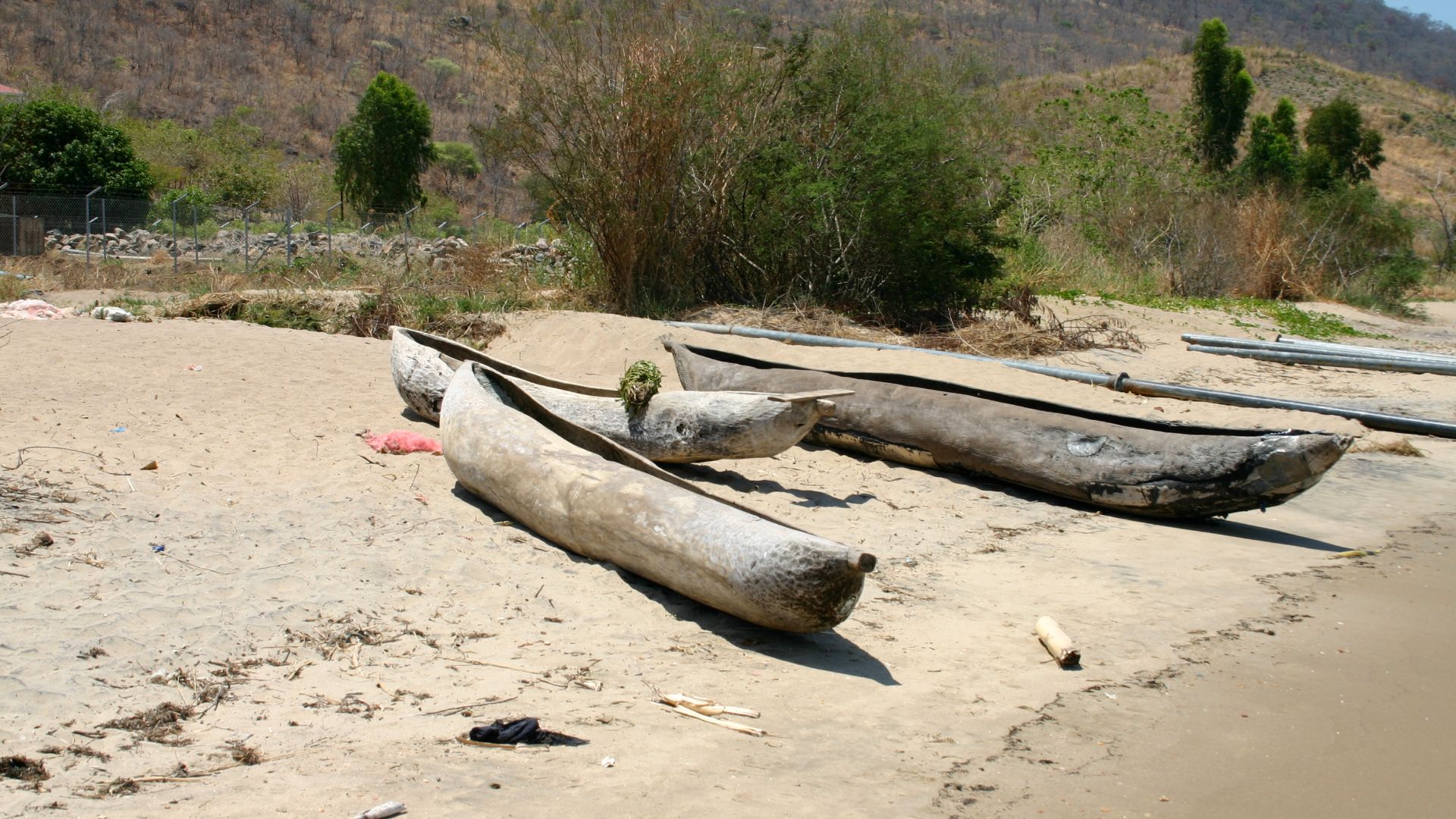 Boats on the shore of Lake Malawiboats at the shore of the malawi lake
