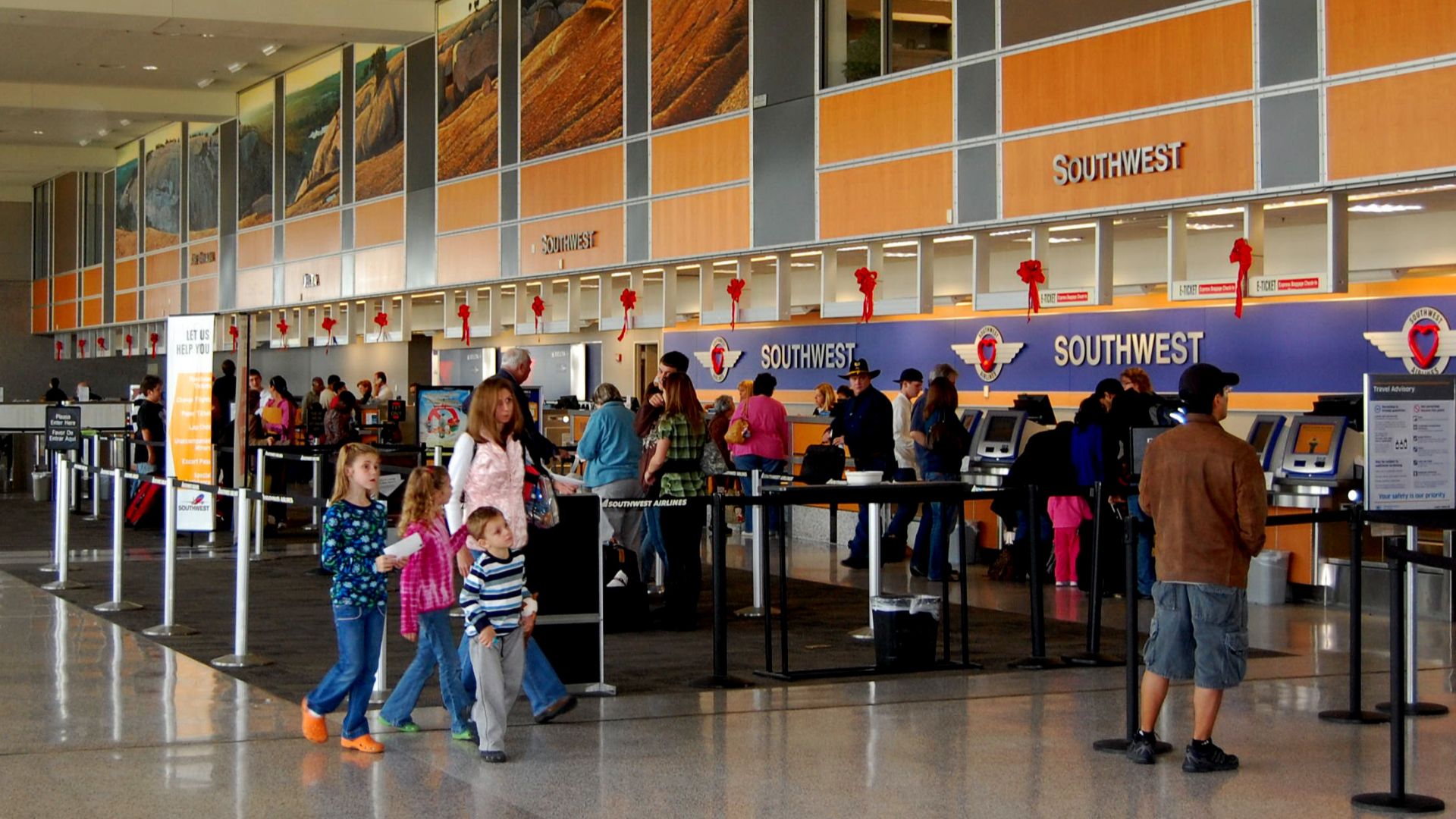 Austin Bergstrom International Airport ticketing & check-in