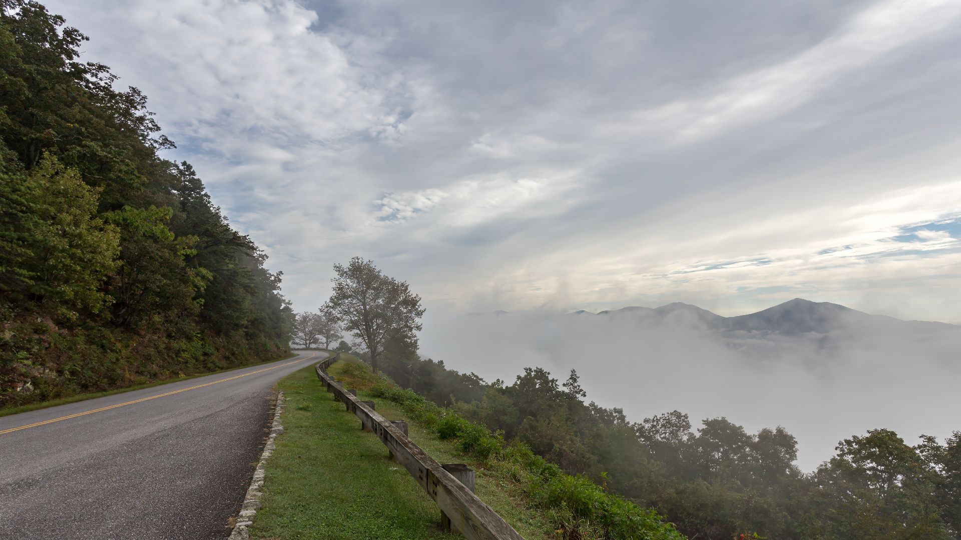 The Blue Ridge Parkway near Roanoke in Virginia, USA