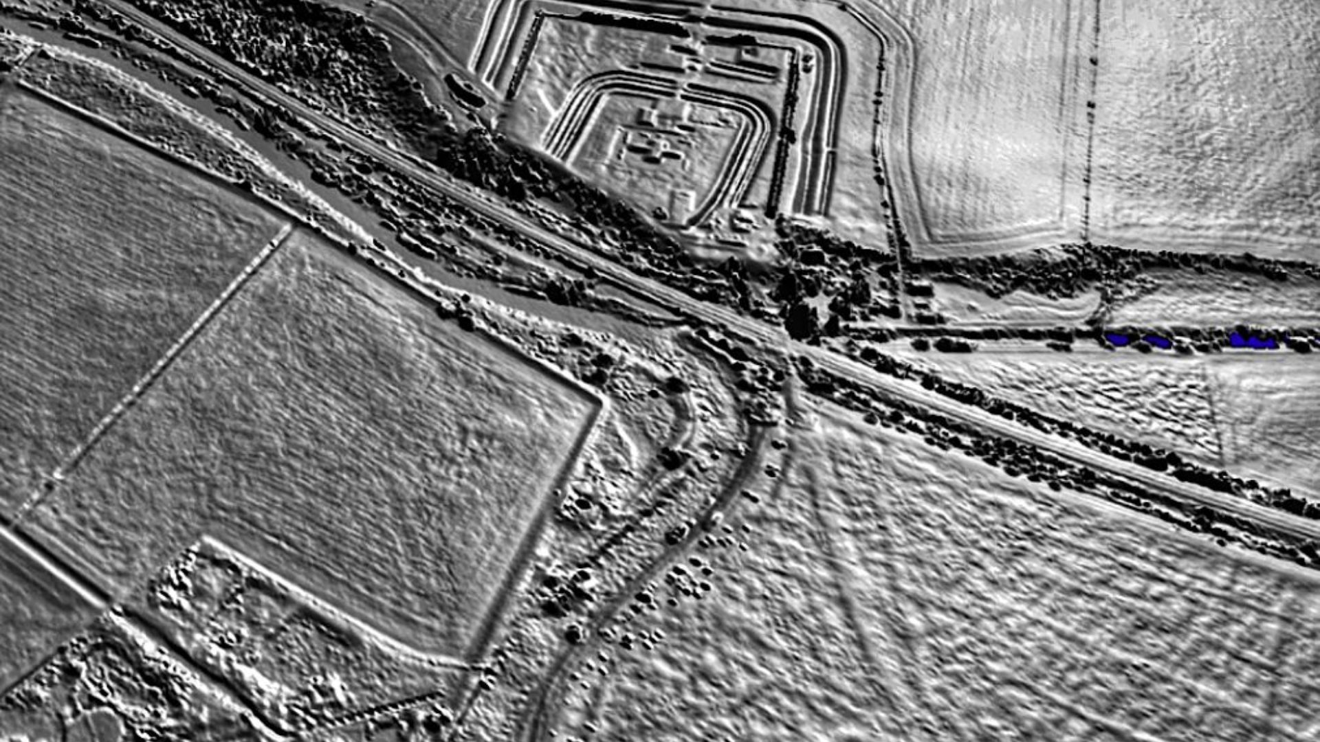 A lidar image derived from Environmental Agency open source data.gov.uk data (https://www.nationalarchives.gov.uk/doc/open-government-licence/version/3/) via the houseprices.io lidar map.