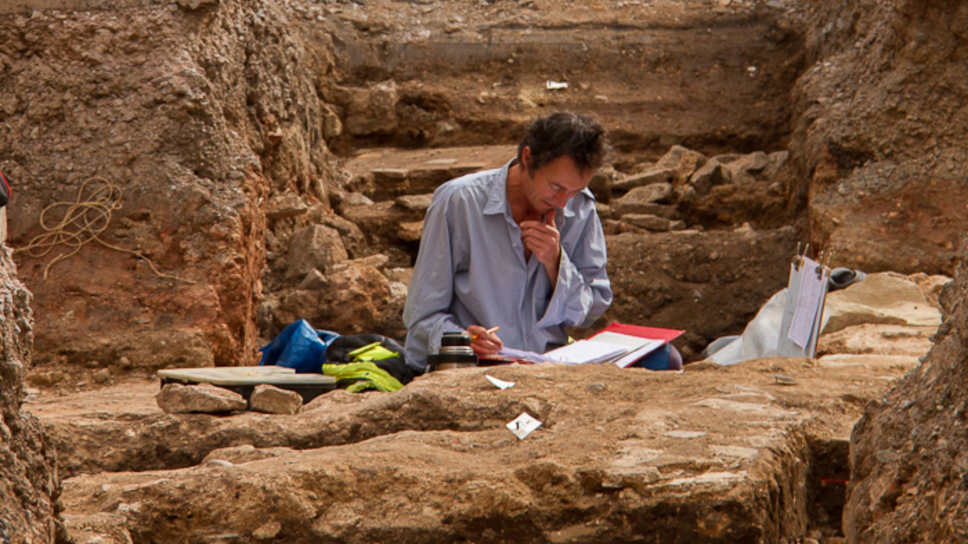 Archaeological excavations in car park of the old Alderman Newton School, just off St Martins around the corner from Greyfriars. The archaeologist in the trench is at the site where the bones of a female were discovered. This was not a burial, but a charn