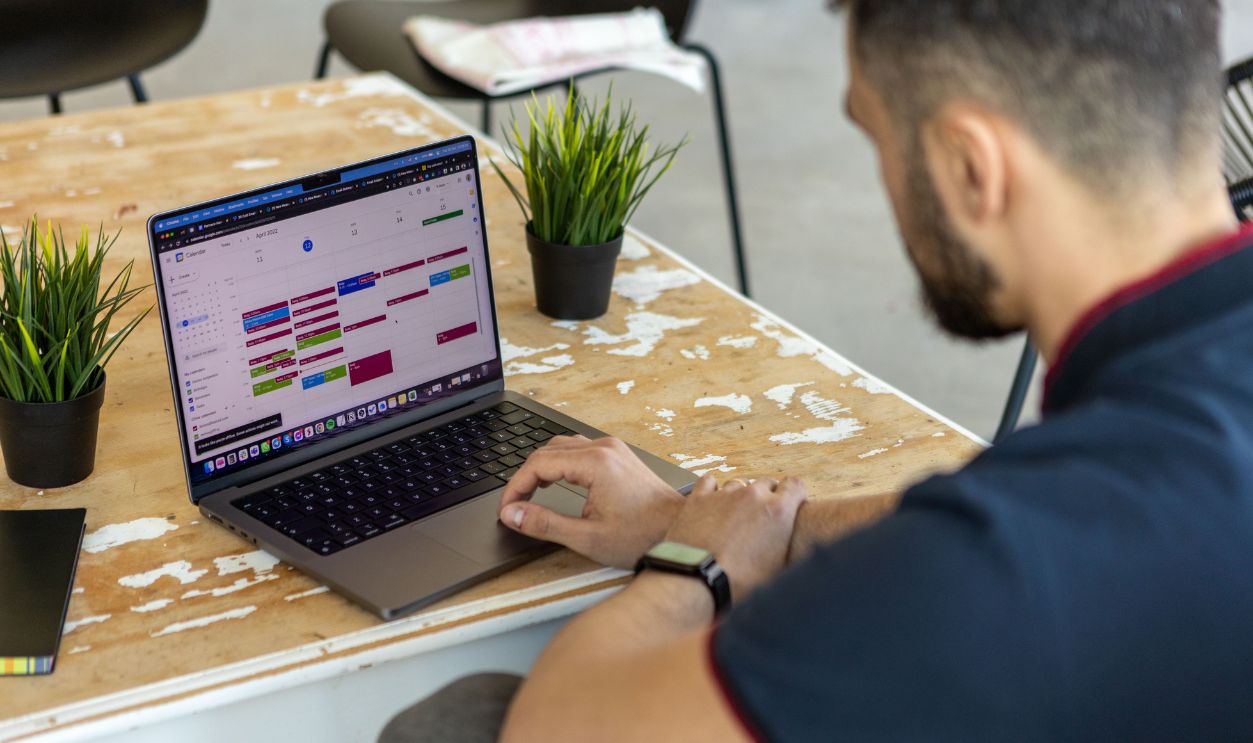 Online Calendar schedule