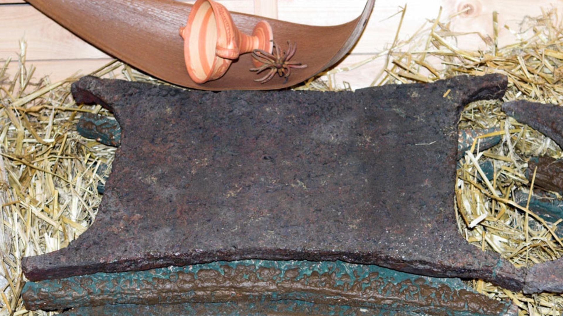 Description: Copper bar from the shipwreck at Uluburun with typical bronze age-shape.

Source: own work
Date: June 2006
Author: Martin Bahmann