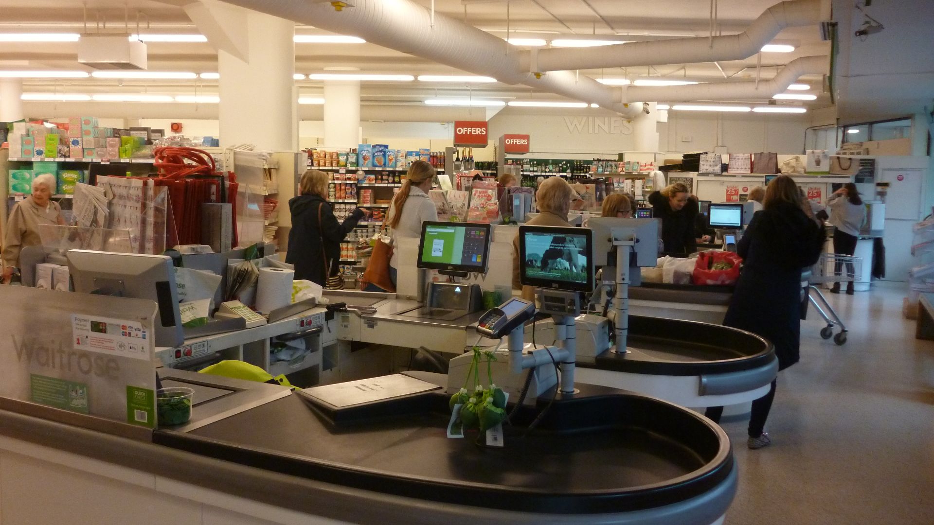 Coulsdon:  Waitrose supermarket