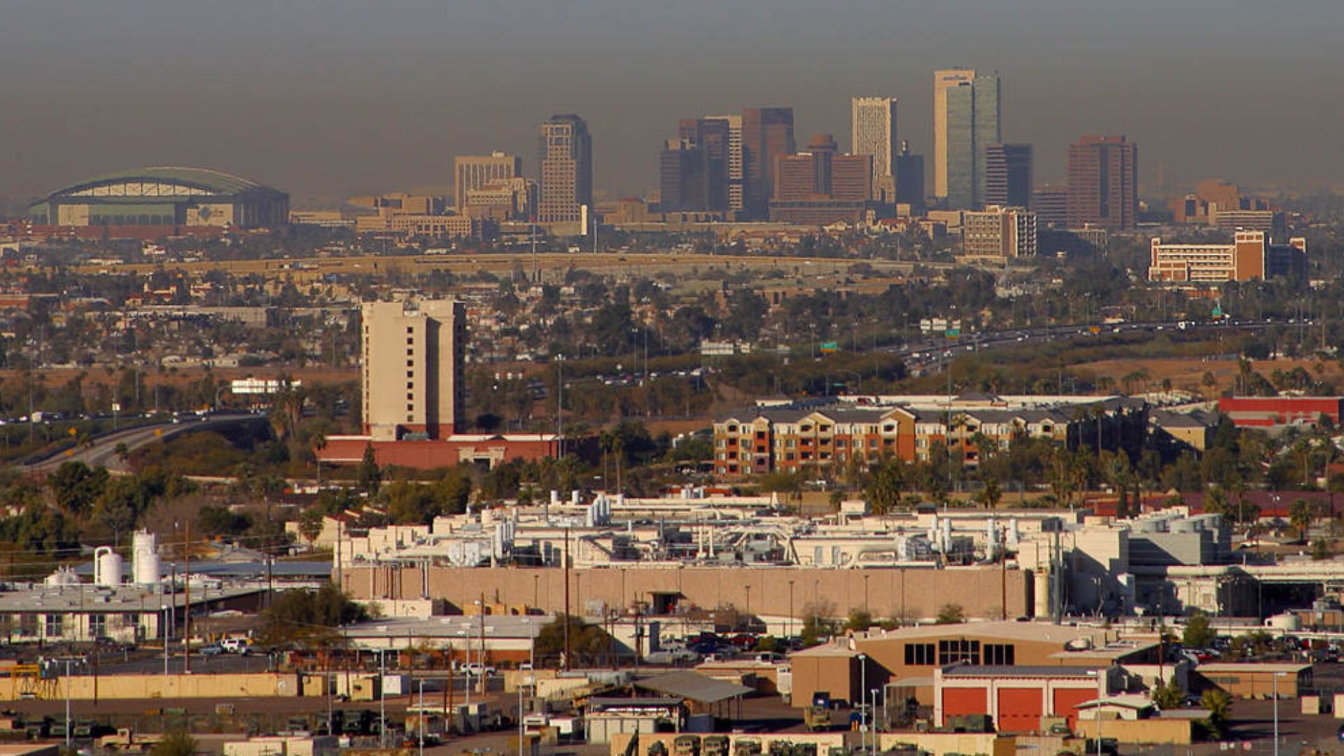 View of Phoenix skyline from the zoo. Taken 2004-02-16. 
Source: http://pdphoto.org/PictureDetail.php?mat=pdef&pg=7954