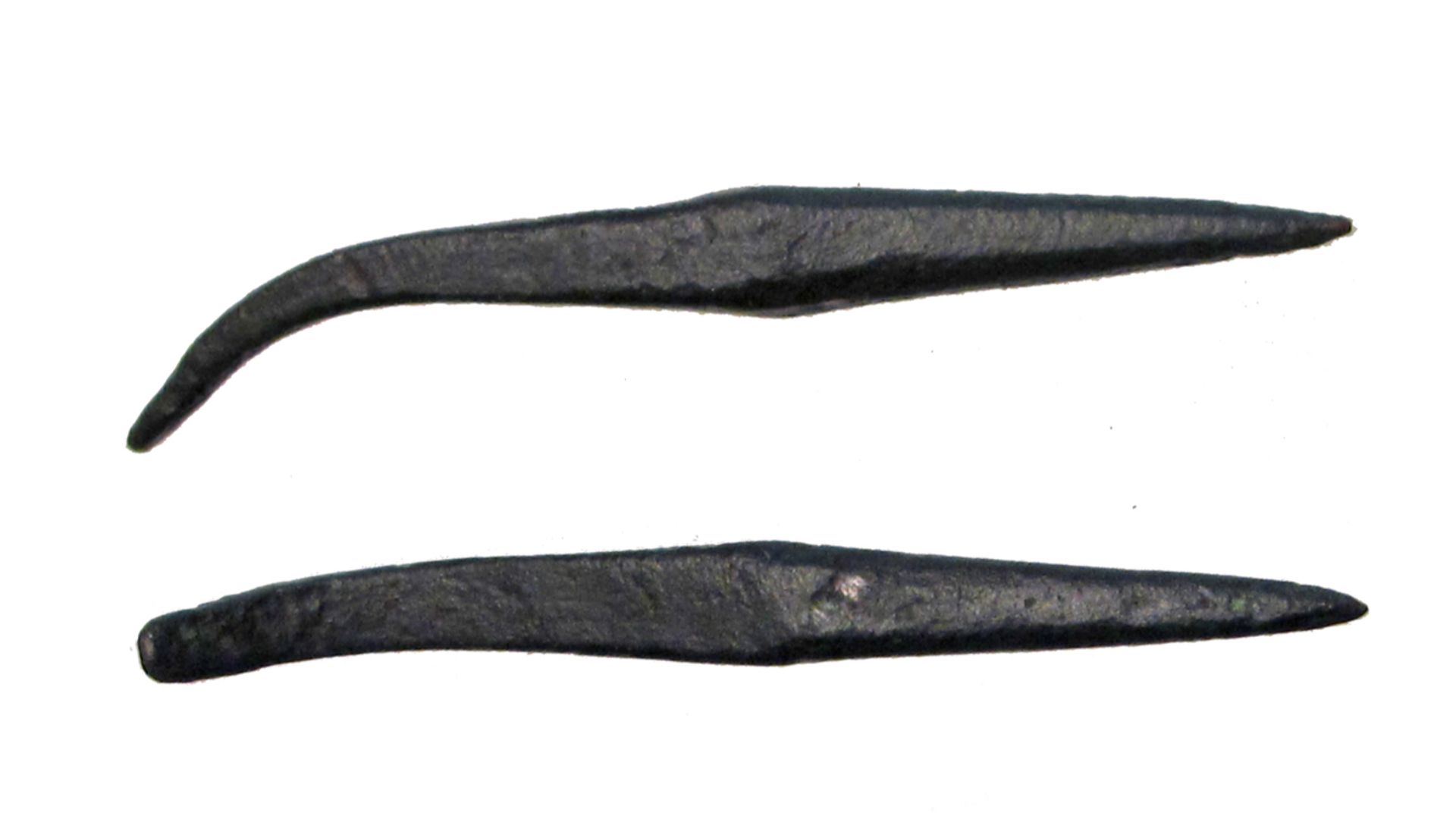 A complete copper alloy awl / leather working tool of uncertain date, possibly Bronze Age but concievably Roman or medieval. The awl is in very good condition with a nice deep green patina. The awl has a square cross section. One end tapers to a sharp poi