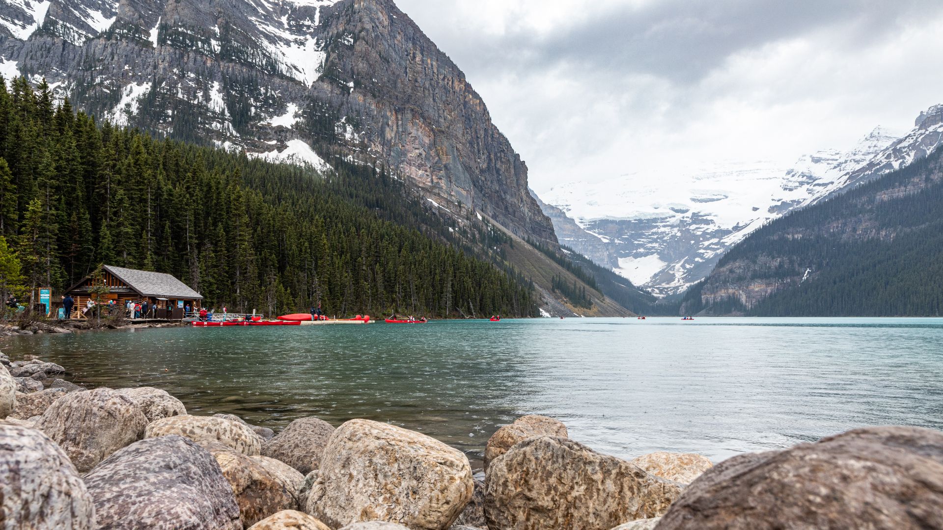Lake Louise in the Banff National Park, Alberta, CanadaBanff National Park in the Canadian province of Alberta was founded in 1885 and is Canada’s oldest national park. Its creation dates back to the discovery of hot springs on Sulphur Mountain, after whi