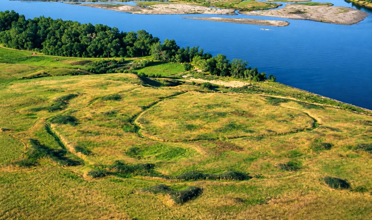 Double Ditch Village