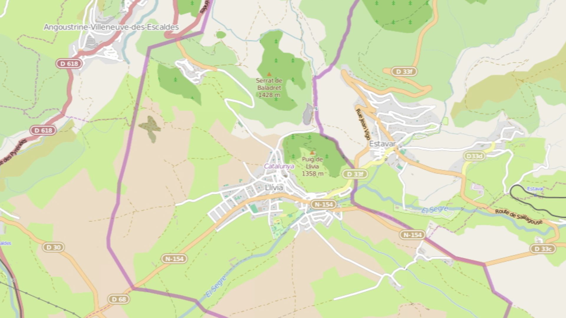 Mapa de Llívia. La frontera entre França i Espanya a prop de Puigcercà se troba a l'esquerra a baix.