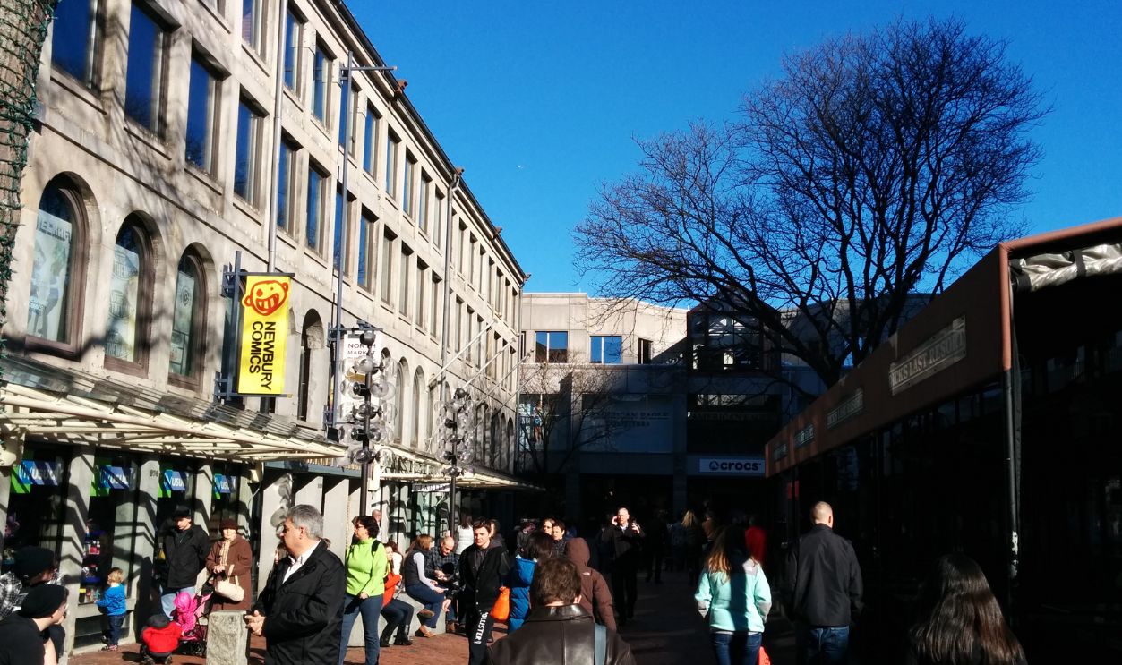 Quincy Market, Boston Massachusetts Feb2014: Quincy Market building and people