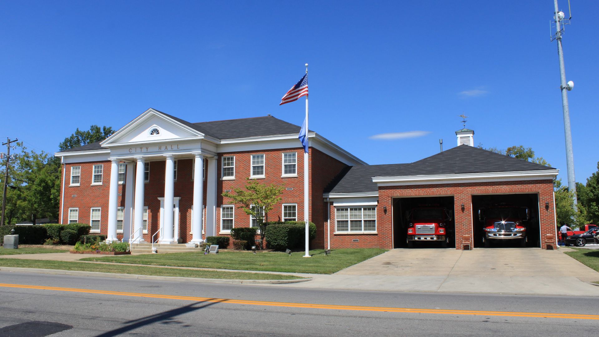 Berea Kentucky City Hall, 212 Chestnut Street.