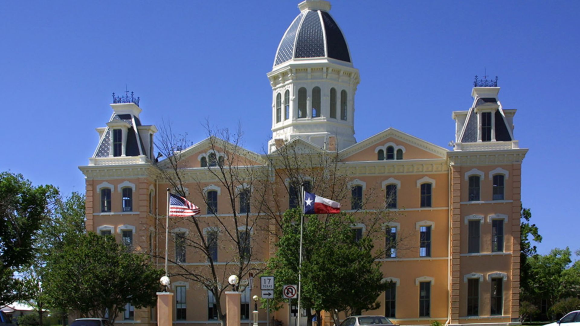 The Presidio County Courthouse in Marfa, Texas taken by myself in April 2004. Recorded Texas Historic Landmark - 1964
