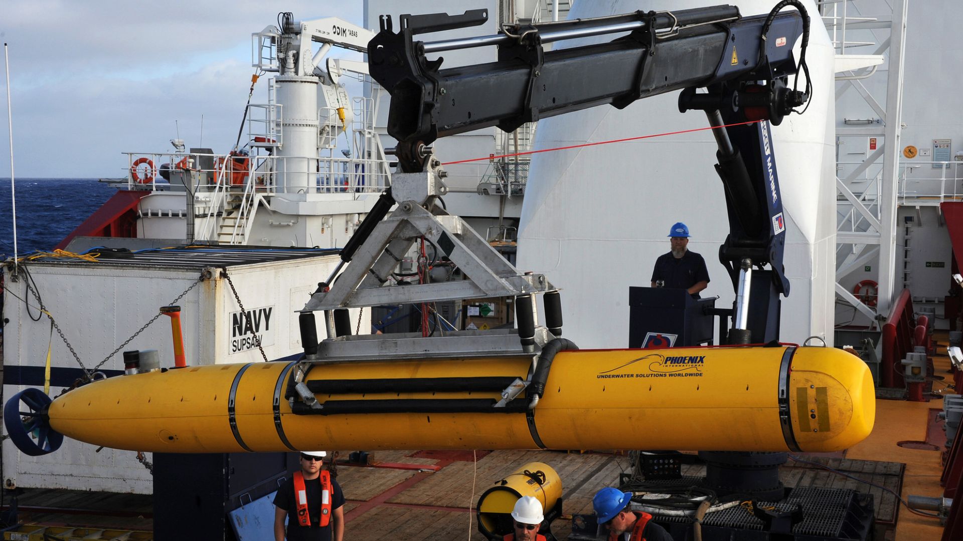 A big Side Scan Sonar used by the US Navy.