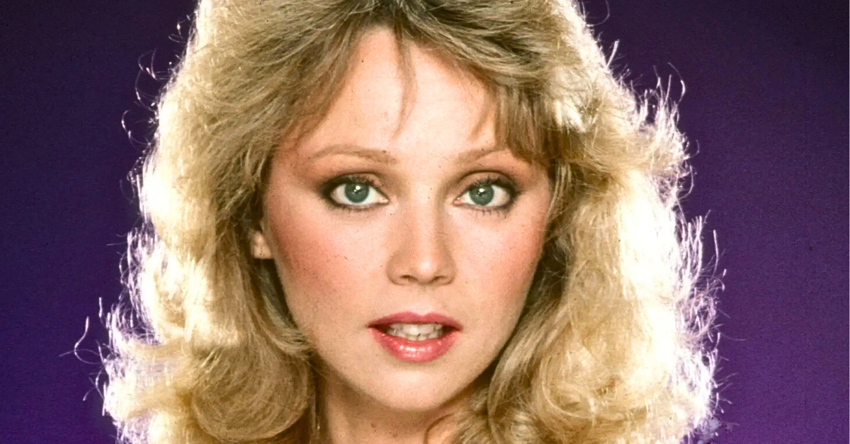Actress Shelly Long poses for a portrait in 1984 in Los Angeles, California.