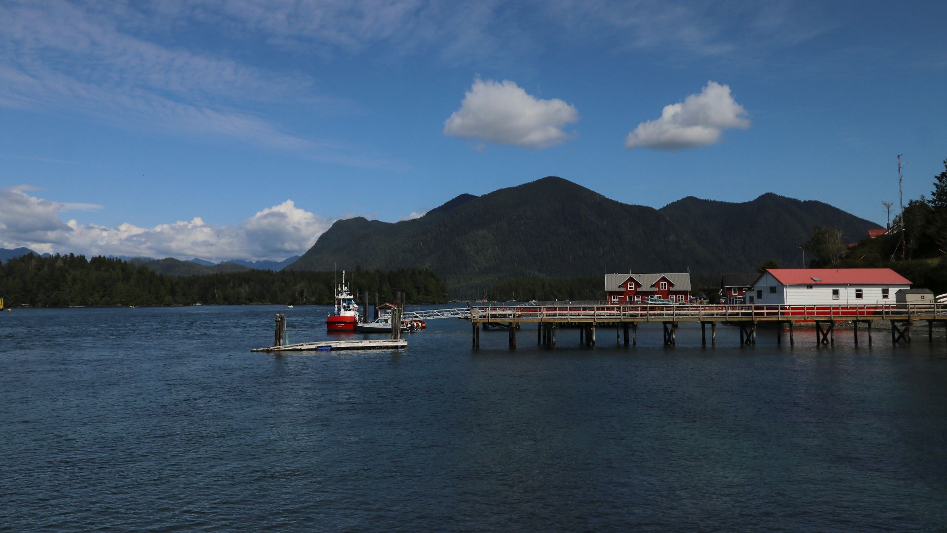 Sailing in the Tofino Archipelago, British Columbia, Canada