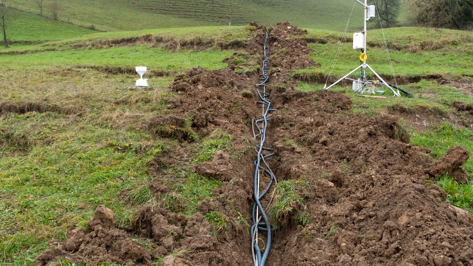 Deployment of a permanent Electrical resistivity tomography profile on a 	longitudinal section of an active landslide