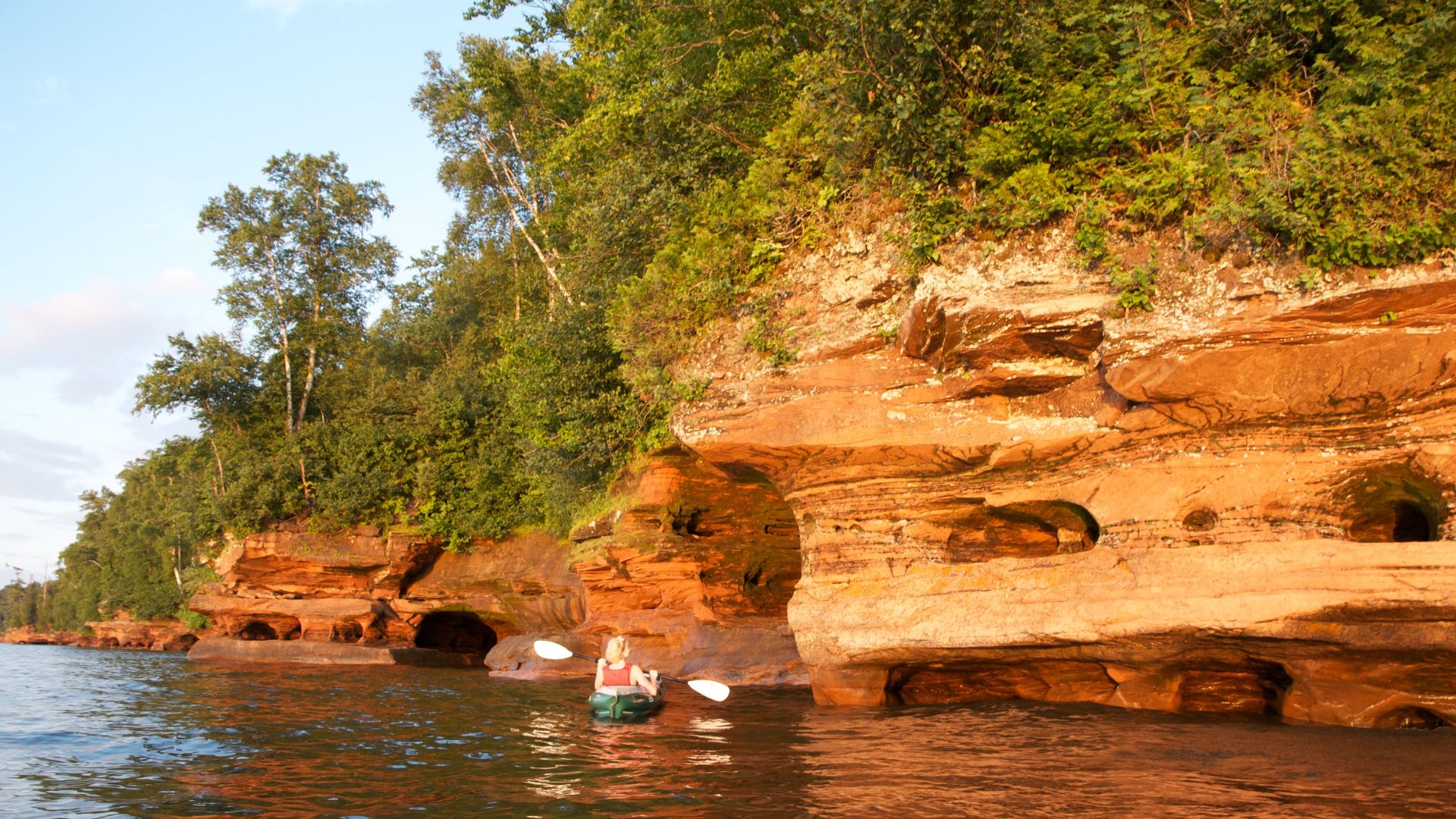 Sea kayaking along Apostle Islands National Lakeshore