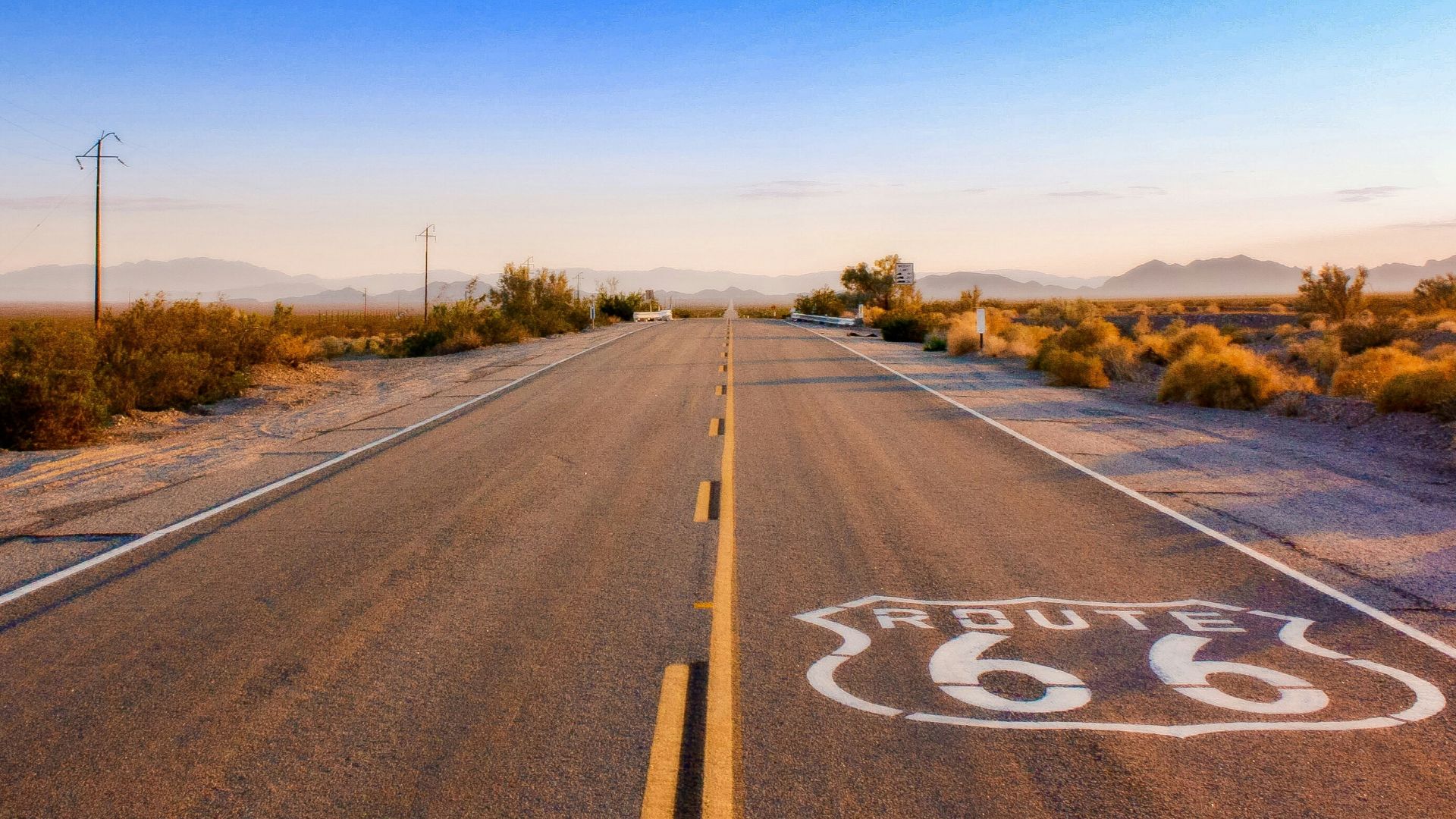 gray asphalt road during daytime