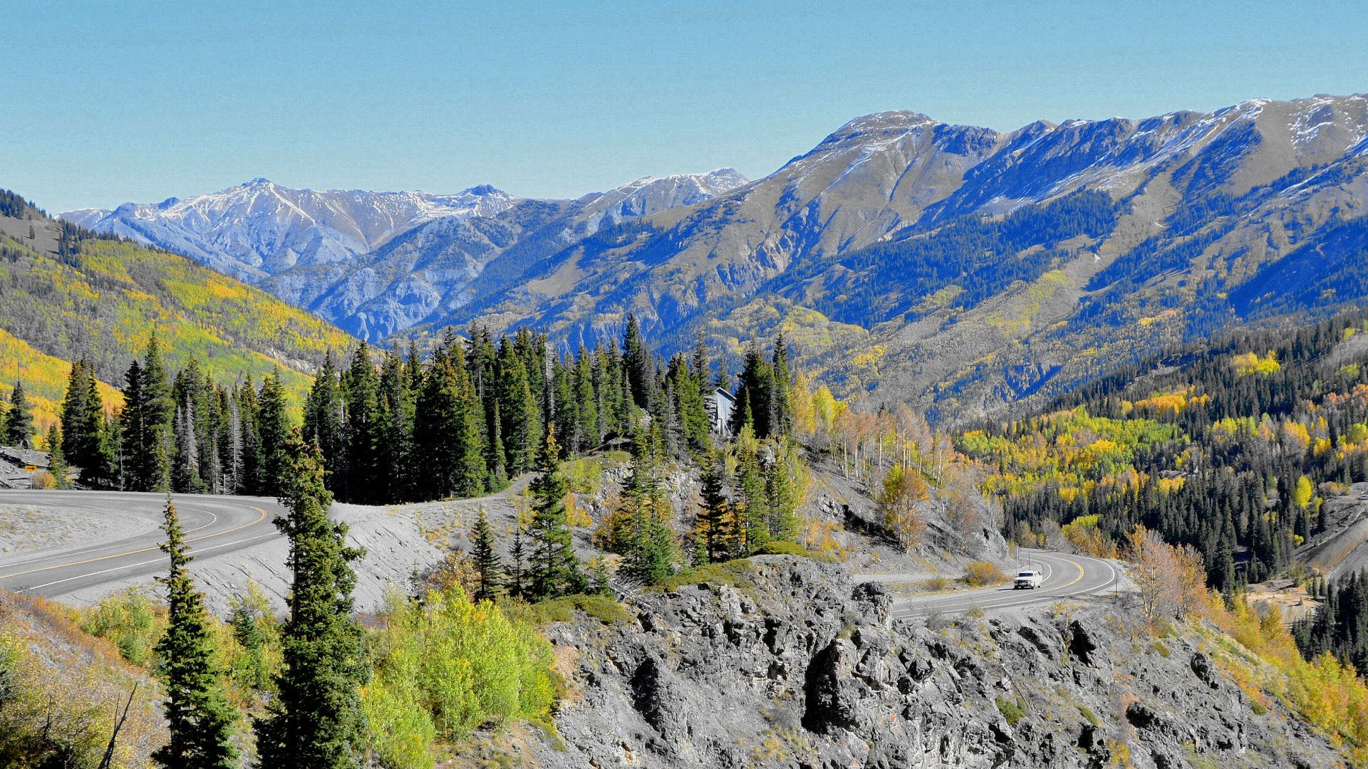 Travelling between the towns of Silverton and Ouray in Colorado you drive on Route 550 - otherwise known and