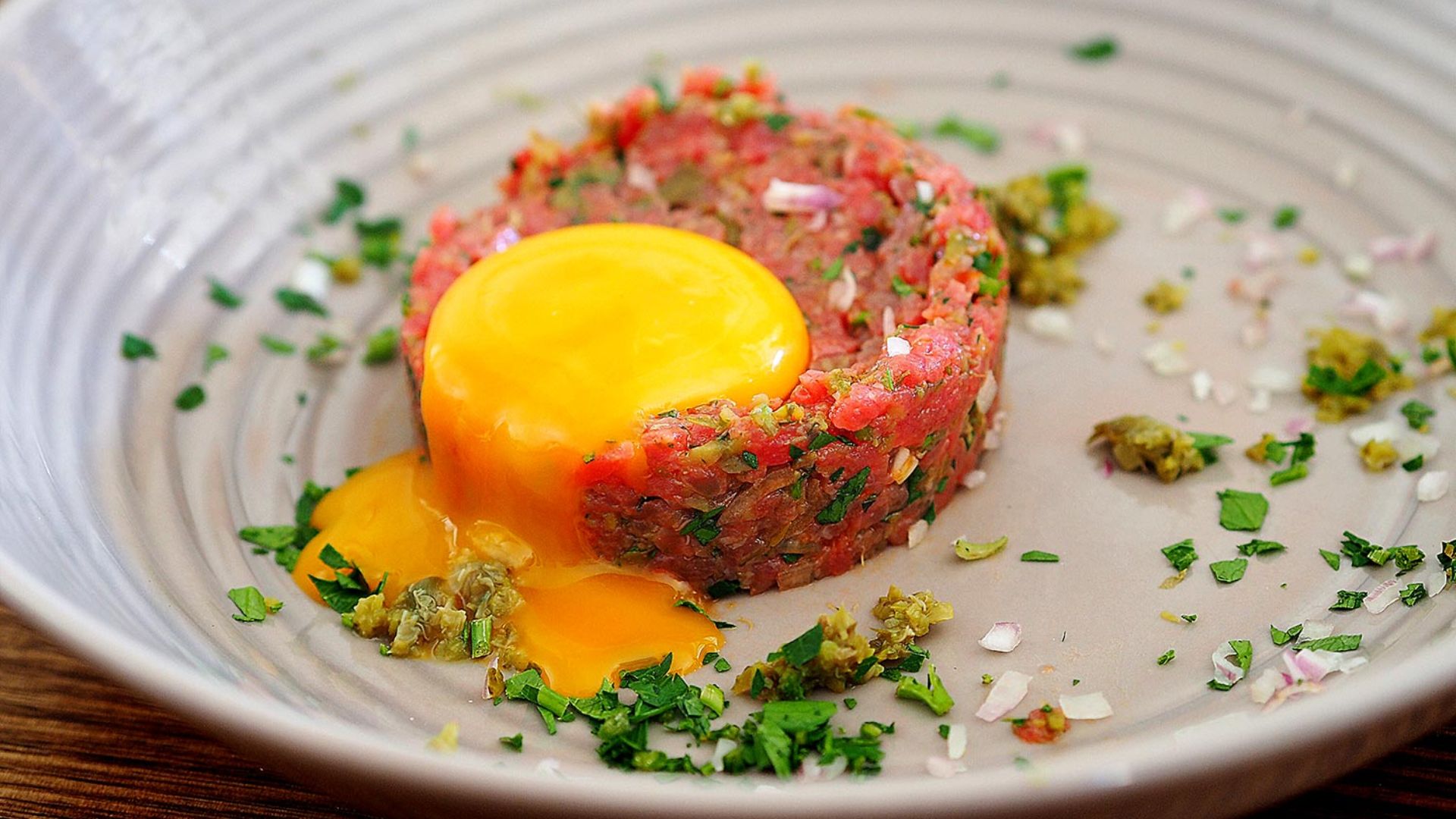 Sydney Food Blog Review of Le Grande Bouffe, Rozelle: Classic Steak Tartare